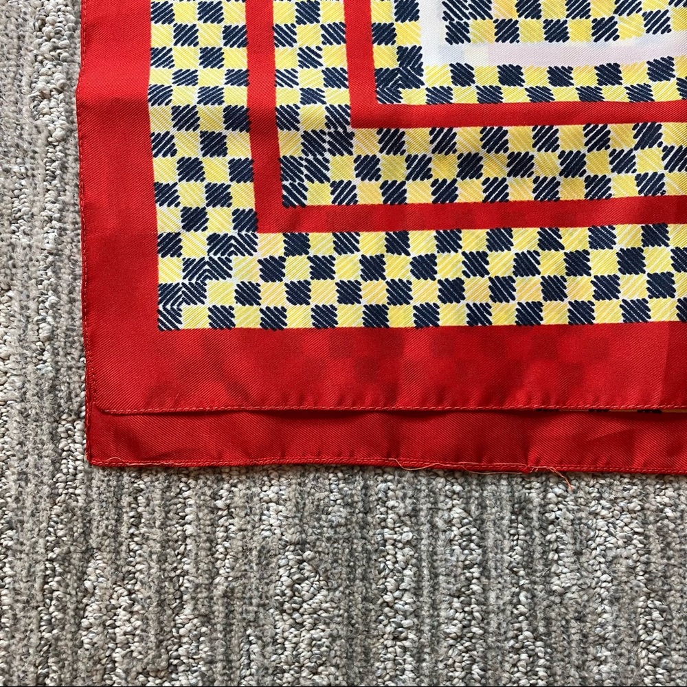 Vintage Ray Strauss square scarf, made in Italy - Picture 8 of 11